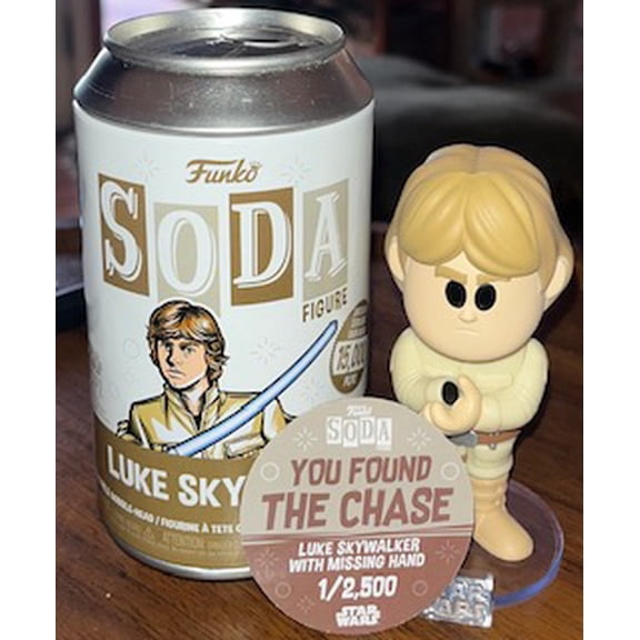 Funko Soda Luke Skywalker Chase Exclusive with Missing Hand Vinyl Figure 1/2500