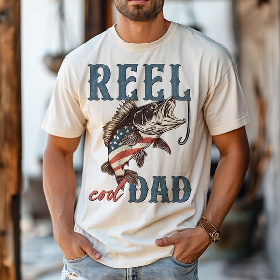 Funny 4th of July Shirt for Dad, Reel Cool American Fisherman Tee, USA Patriotic Outfit for Memorial & Independence Day Men’s Gift