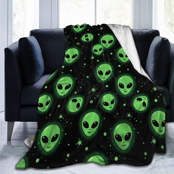 Funny Alien Blanket, Soft Plush Throw Blanket for Adults, Cozy Warm Blanket for Sofa Bed, Space Theme Home Decor Gift for Christmas Thanksgiving 50x40