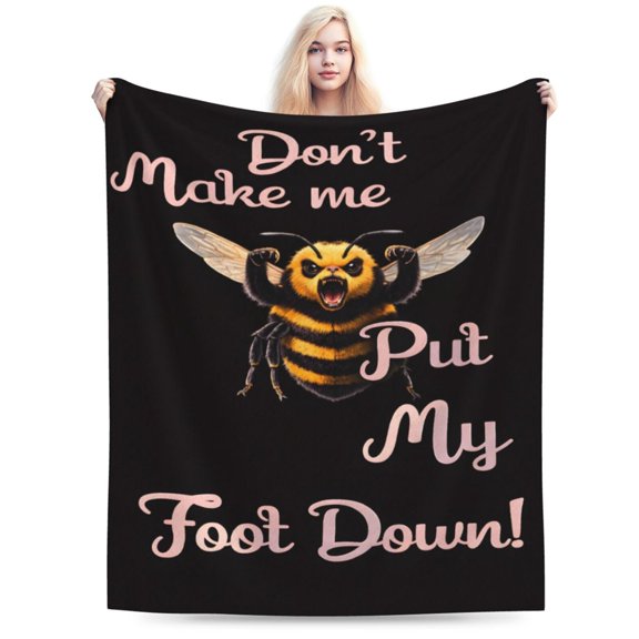 Funny Bee Blanket Gift Throw Blanket Angry Bee Humor Pattern Blanket Cozy Soft Home Decor Gift for Bee Lovers Insect Fans 50x40