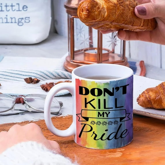 Funny Coffee Mug Tea Cup Is It Gay in Here Or Just'' Me Coffee Cups Rainbow Pride Parades Smooth Ceramic Mugs Gifts for Mom Boyfriend Instructor Unisex 15oz White
