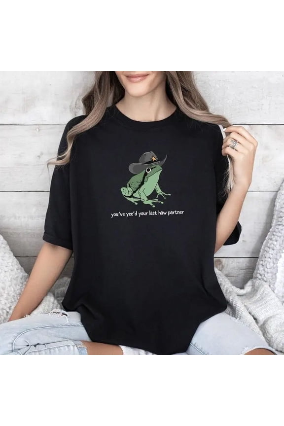 Funny Cowboy Frog Graphic Tee - Playful Western Slogan Design - Soft Cotton Women's Casual Shirt for Rodeo & Music Festivals