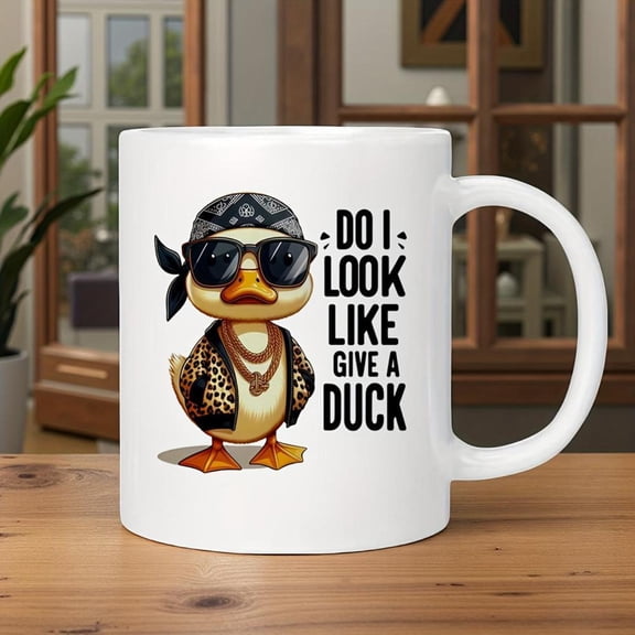 Funny Duck Coffee Mug with Do I Look Like a Duck Saying Cute Duck Design Dishwasher Ceramic Cup Reusable Hot Cold Drinks Washable Halloween Christmas