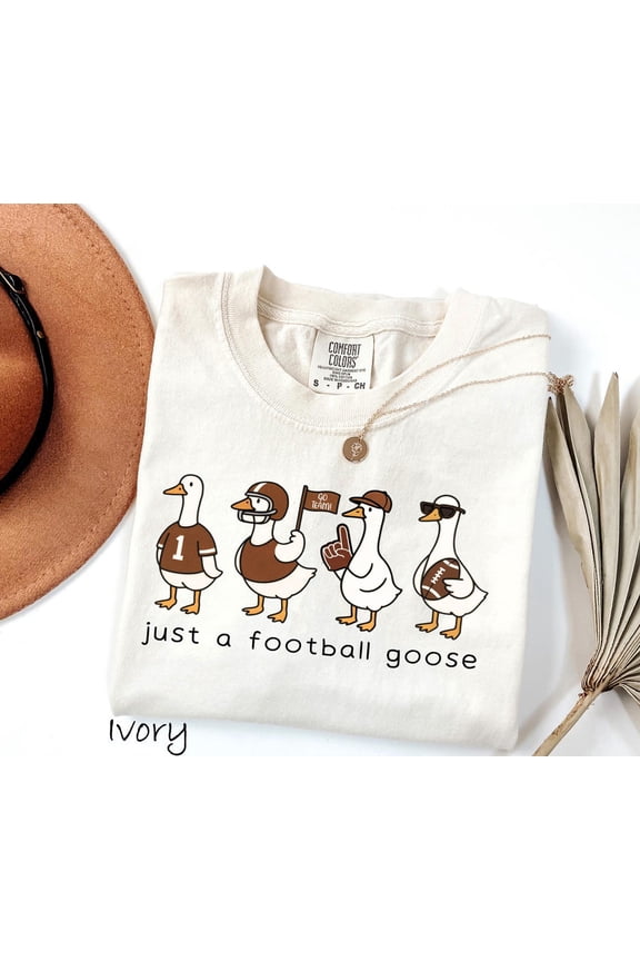 Funny Football Goose Cute Fall Sports Game Day Tailgate Party Goose Unisex Top T-Shirt