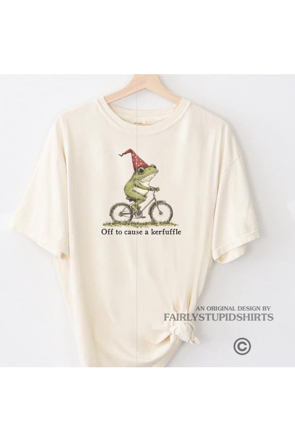 Funny Frog T-Shirt: Off to Cause a Kerfuffle Tee Shirts