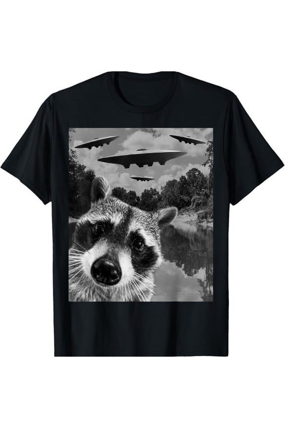 Raccoon Selfie with UFO Alien Weird Gift Unisex T-Shirt【】