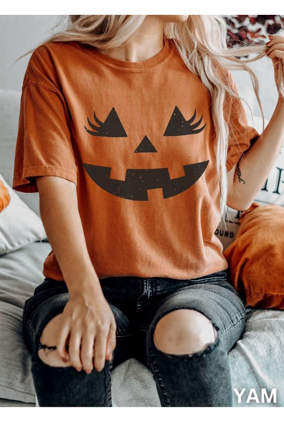 Funny Halloween Shirt, Retro Pumpkin Face Shirt, Funny Jack O Lantern Halloween T-Shirt, Vintage Pumpkin Shirt, Trendy Cute Halloween Shirt