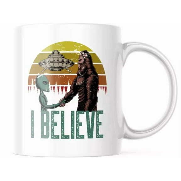 Funny “I Believe” Alien Coffee Mug – Humorous UFO Alien Design