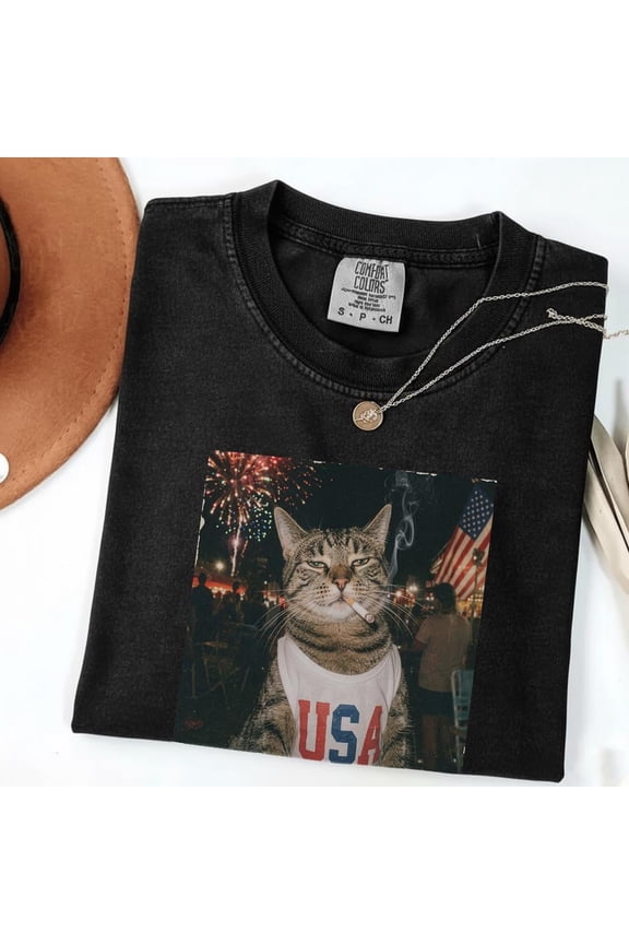 Funny Patriotic Smoking Cat Shirt Vintage 4th of July Tee Retro USA Meme Independence Day Apparel America 250 T Shirt
