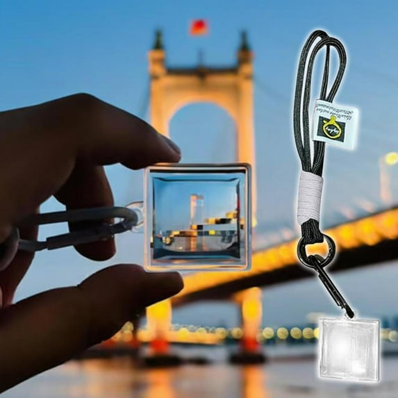Funny Pixelated Lens for Pixel View Effect – Crystal Pixel Filter Stone for Photography, Funny Pixelated Lens Effect, Creative Mosaic Glass Keyring for Stunning Pixel Art Shots
