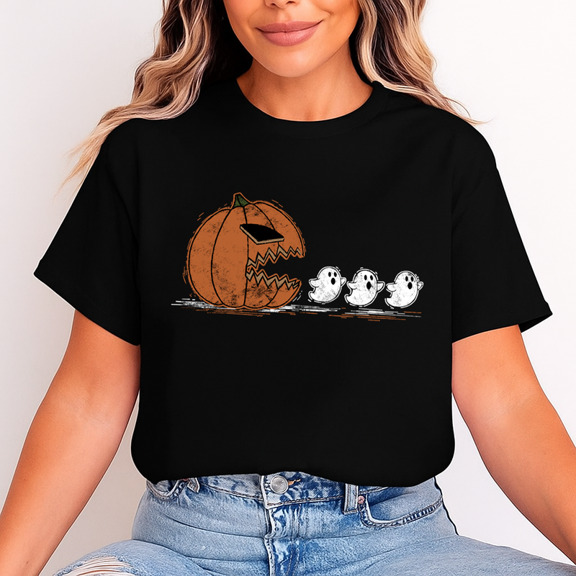Funny Pumpkin Ghost Chase Halloween T-Shirt Unisex Casual Spooky Tee - Gift for Halloween