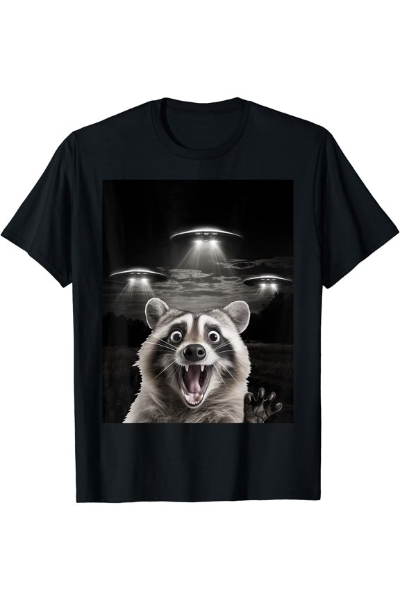 Funny Racoon Selfie In Front Of Ufos T-Shirt