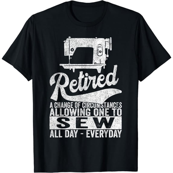 Funny Retired Definition Sewing Quilting Retirement T-Shirt