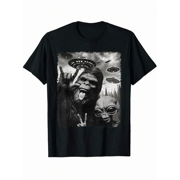 Funny Sasquatch Bigfoot Rock On Selfie With UFO Alien T-Shirt, Unisex Graphic T Shirts, Funny T-Shirt