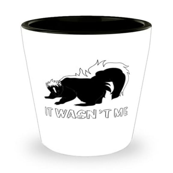 It Wasn't Me Funny Skunk Shot Glass Unique Mini Glassware Stinky Animal Themed Gifts 1.5oz Durable Cup