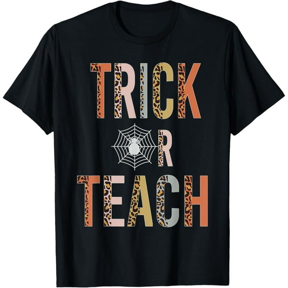 Funny Trick or Teach Leopard Halloween Teacher T-Shirt