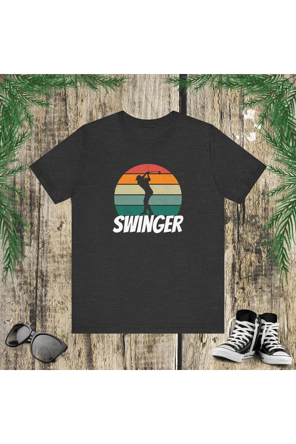Funny swinger Golfer humor Golf lover golfing retro sunset Unisex T-shirt