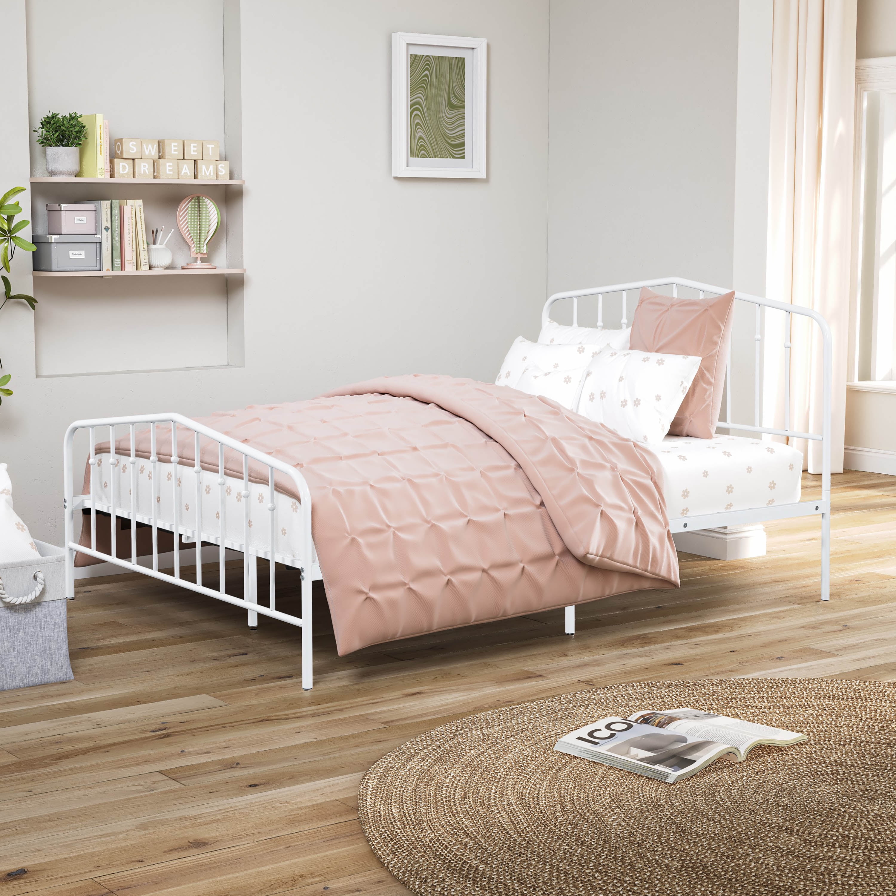 Furniture of America Cristelle Metal White Full-size Platform Bed, Mattress Ready