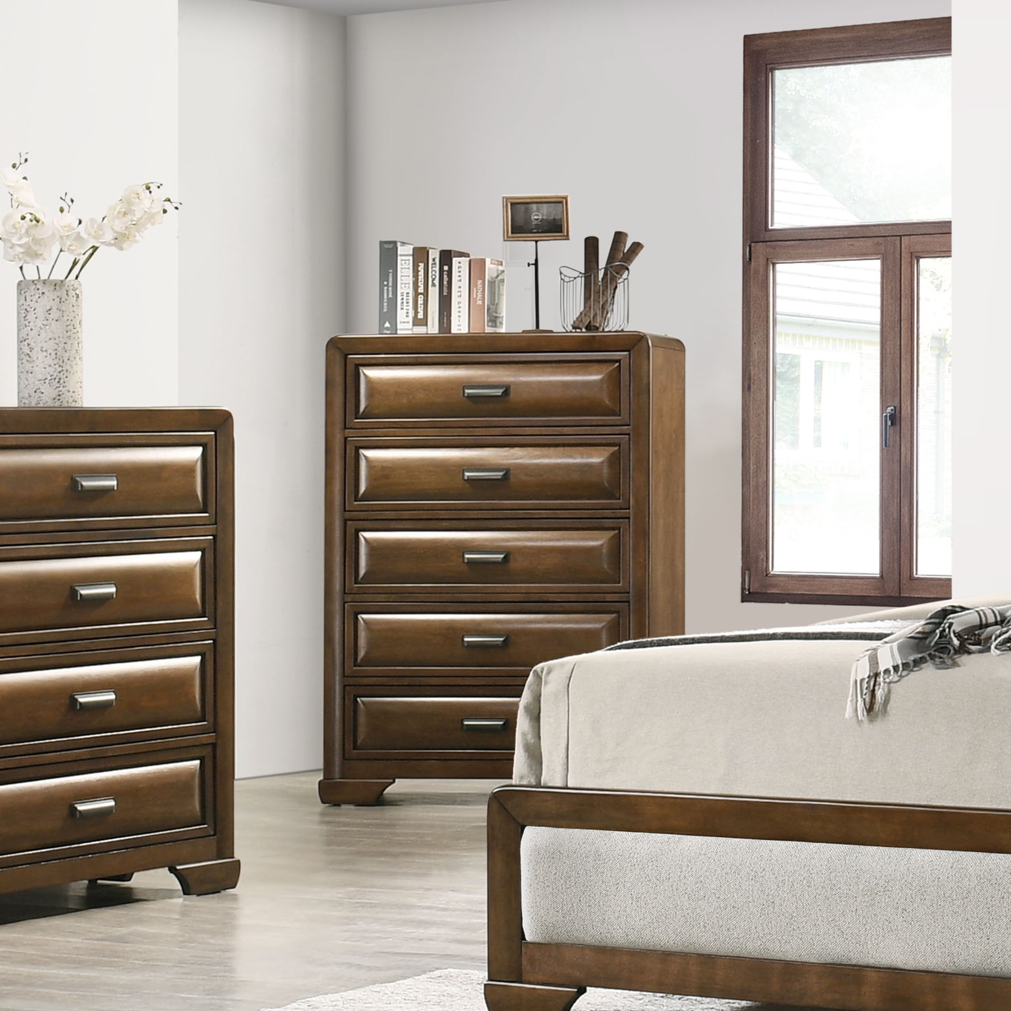 Furniture of America Ember Transitional 5-Drawer Adult Vertical Dresser, White