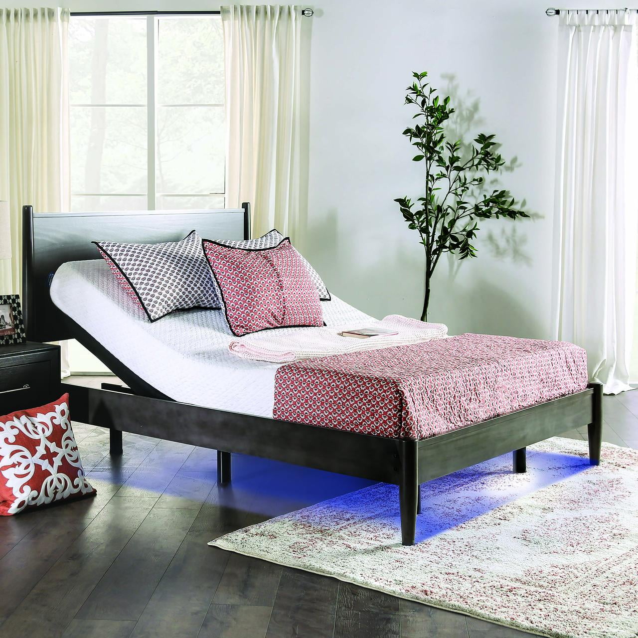 Furniture of America Kavinda Metal Twin-XL Adjustable Bed Base Frame with Remote, White