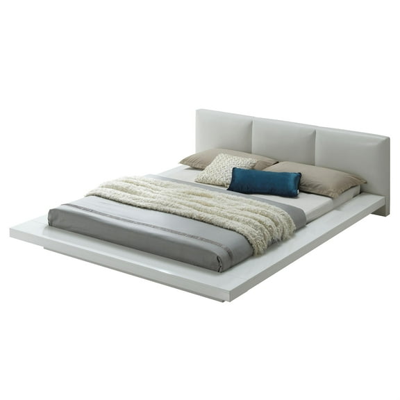 Furniture of America Krister Solid Wood Queen Panel Bed in White