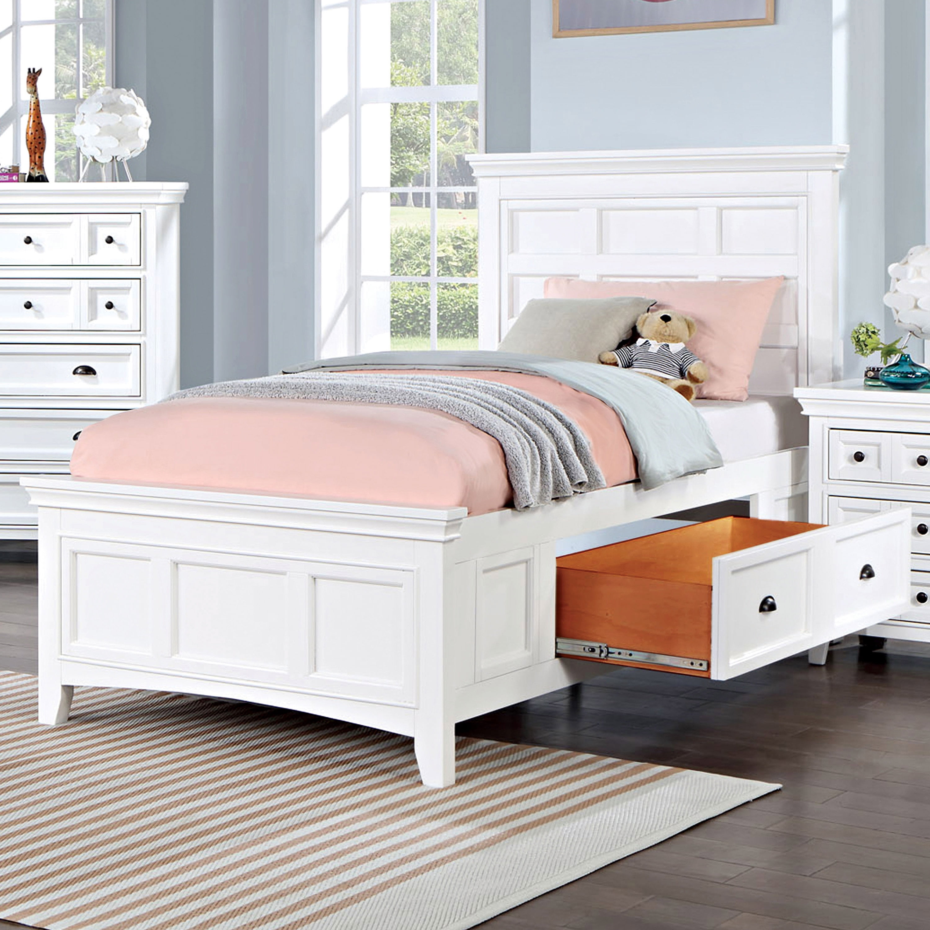Furniture of America Senoma Kids Solid Wood Twin Platform Bed, White