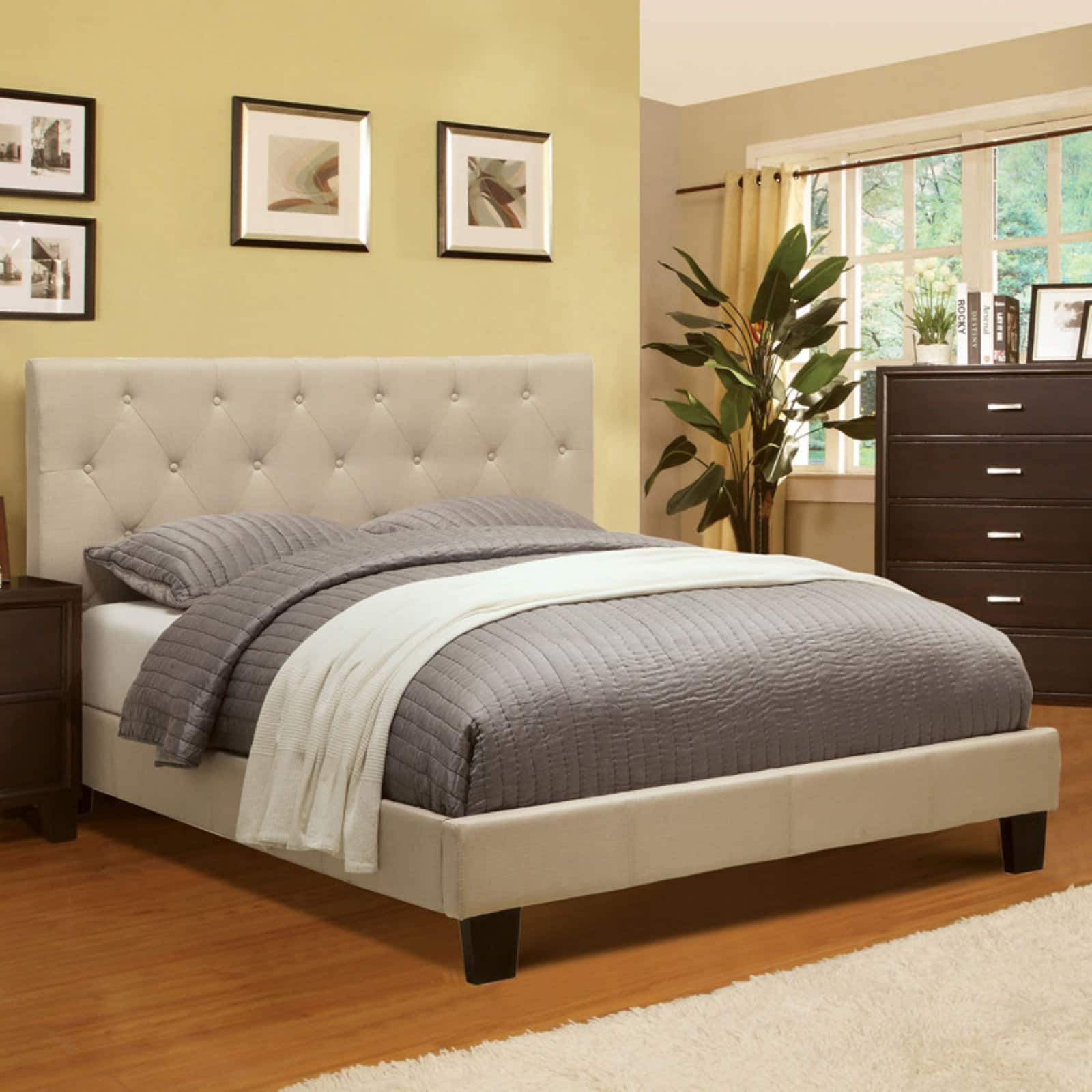 Furniture of America Wendy Tufted Platform Bed - Ivory - image 1 of 2