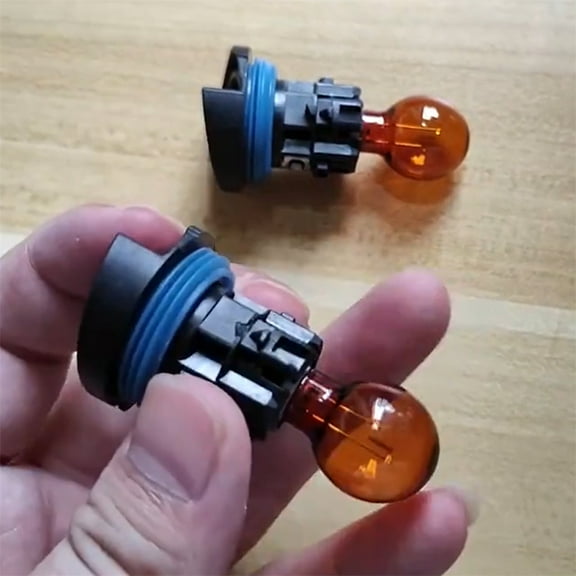 Furulu 2x Turn Signal Lights Amber Lamp 12V/24W PH24WY For Citroen C5 Peugeot 3008 5008