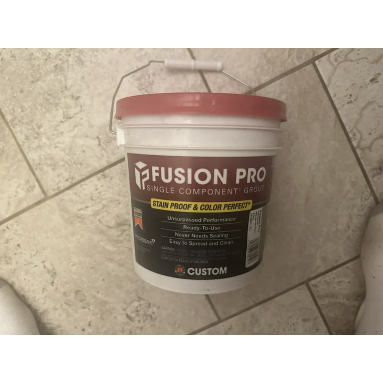 Fusion Pro Single Component Grout - 1 Gallon - Haystack Meule de Foin