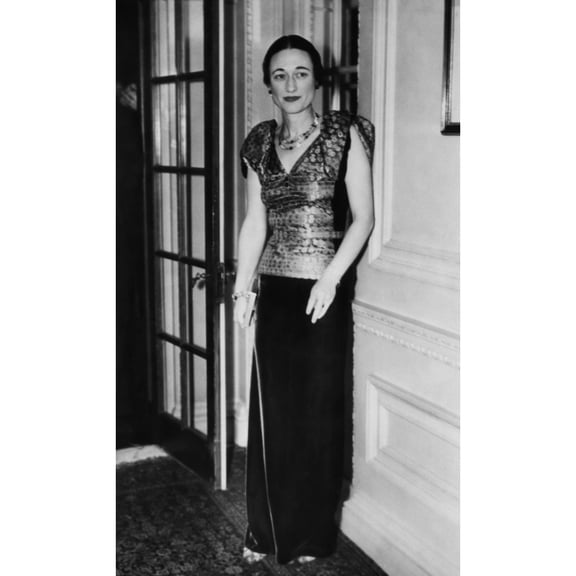 Future Duchess Of Windsor Wallis Simpson History (24 x 36)