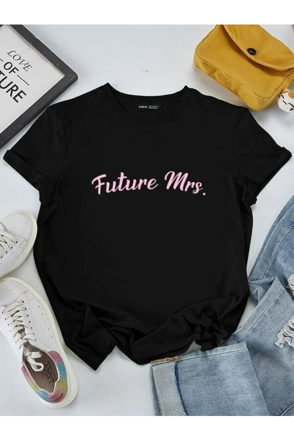 Future Mrs. Minimalist Modern Serif Font Bridal Bachelorette Theme Unisex T-Shirt, S-5XL
