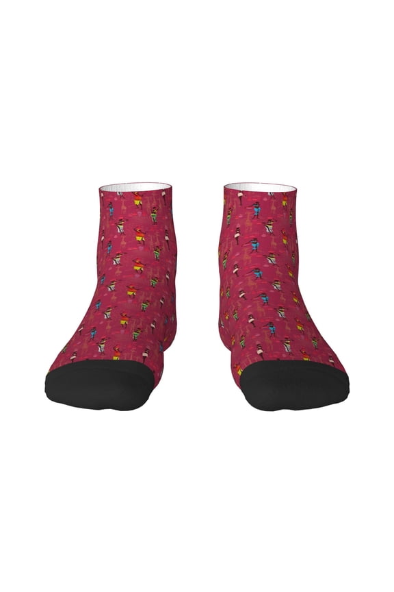 African Women Bearing Clay Pots Print Adult Socks, Crew Moisture-wicking Socks, Unisex Cushion Crew Socks,Casual Sports Ankle Socks