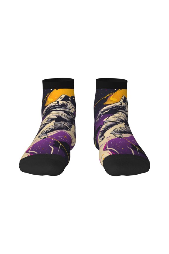 Astronaut Floating purple Space Print Adult Socks, Crew Moisture-wicking Socks, Unisex Cushion Crew Socks,Casual Sports Ankle Socks
