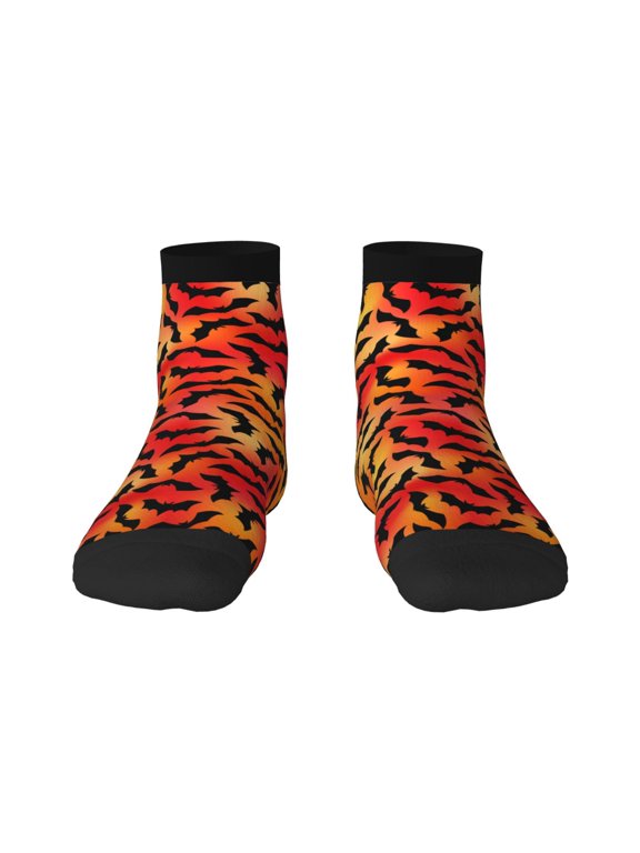 Flying Black Bat Print Adult Socks, Crew Moisture-wicking Socks, Unisex Cushion Crew Socks,Casual Sports Ankle Socks
