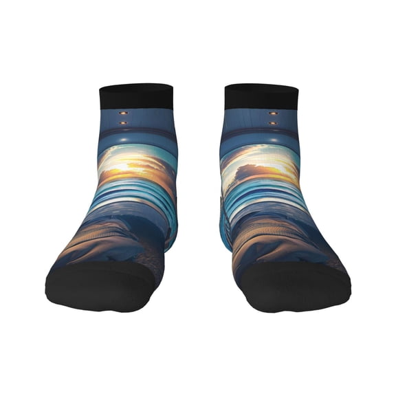 Fuzoiu Ocean View Bedroom Print Adult Socks, Crew Moisture-wicking Socks, Unisex Cushion Crew Socks,Casual Sports Ankle Socks