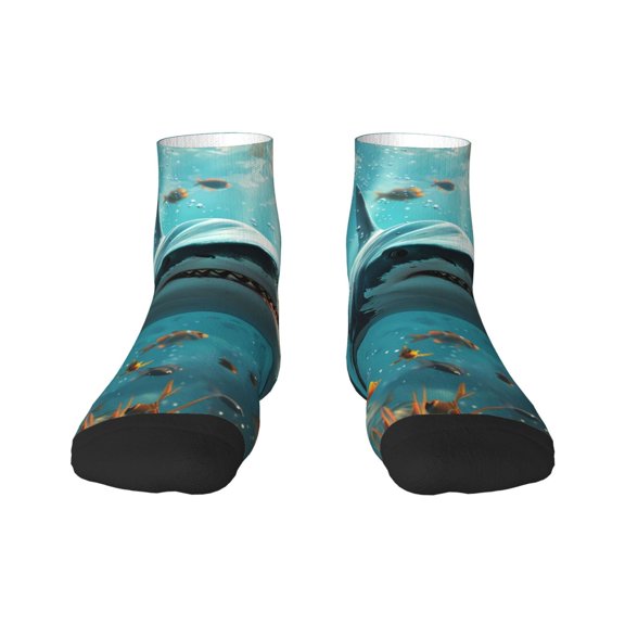 Fuzoiu Realistic Ocean Shark Print Adult Socks, Crew Moisture-wicking Socks, Unisex Cushion Crew Socks,Casual Sports Ankle Socks