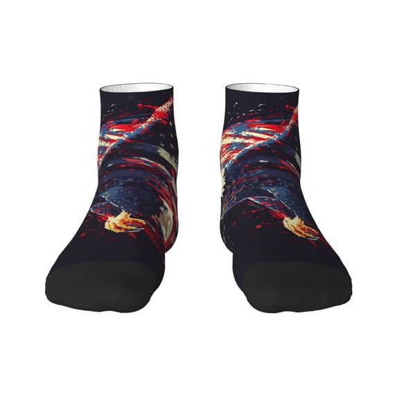 Fuzoiu Watercolor Bald Eagle Print Adult Socks, Crew Moisture-wicking Socks, Unisex Cushion Crew Socks,Casual Sports Ankle Socks