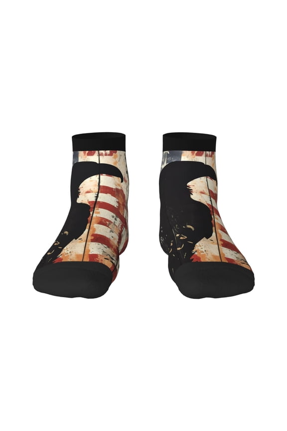 Wood Grain Bald Eagle Print Adult Socks, Crew Moisture-wicking Socks, Unisex Cushion Crew Socks,Casual Sports Ankle Socks