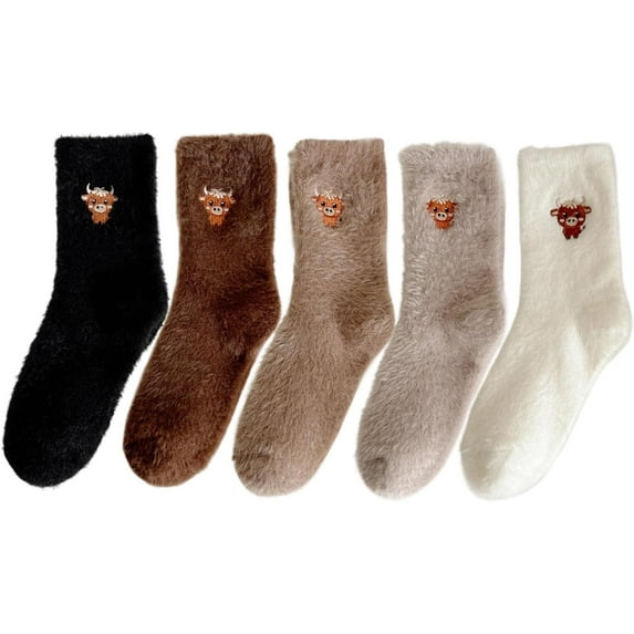 Fuzzy Highland Cow Socks, 5 Pairs Cute Embroidered Highland Cow Crew Sock Winter Warm Soft Indoor Slipper Socks for Women