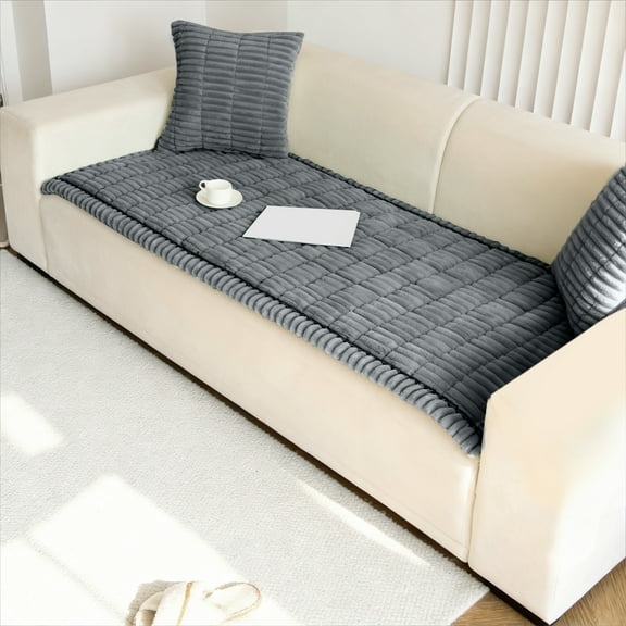 Fuzzy Pet Sofa Cover - Machine Washable, Non-Slip Dog Couch Protector for 3-Seater