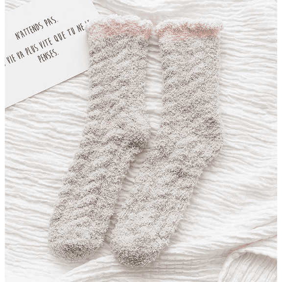 Fuzzy Socks, Syphorium Fuzzy Socks for Women, Winter Warm Womens Cozy Fluffy Socks with Grippers, 1 Pairs, Size 5-9
