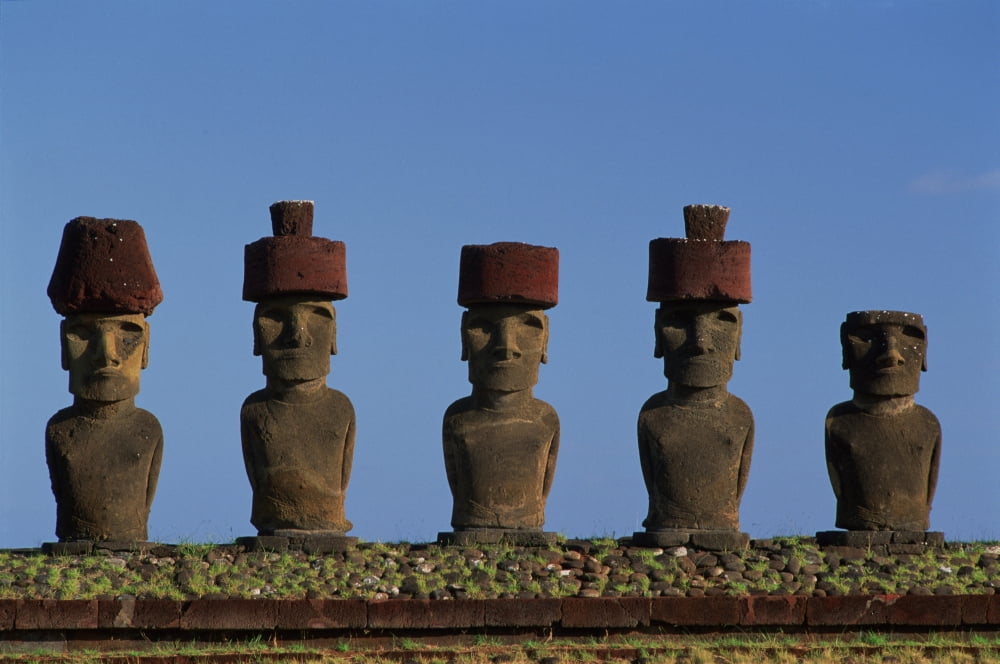 Fv3515 Dave Nunuk Statues Moai At Ahu Ature Huki Easter Island Chile Canvas Art - David Nunuk Design Pics (17 x 11)