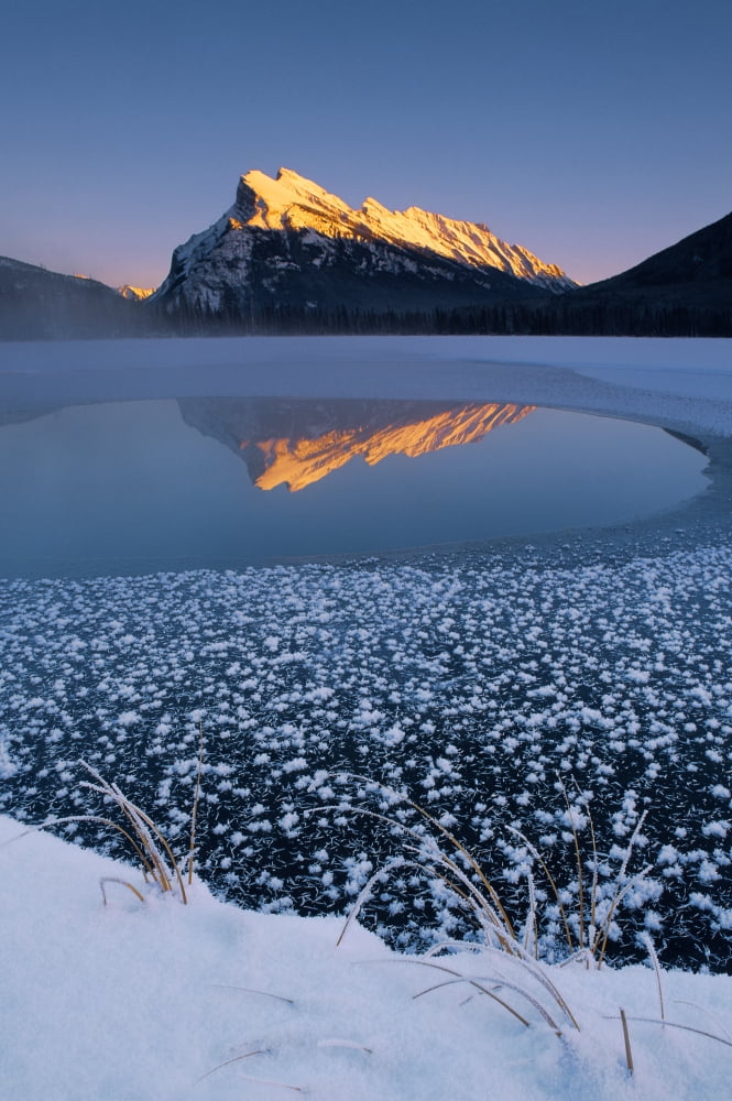 Fv3542 Natural Moments Photography Icy Lake Mountains In Background Canvas Art - Darwin Wiggett Design Pics (22 x 36)
