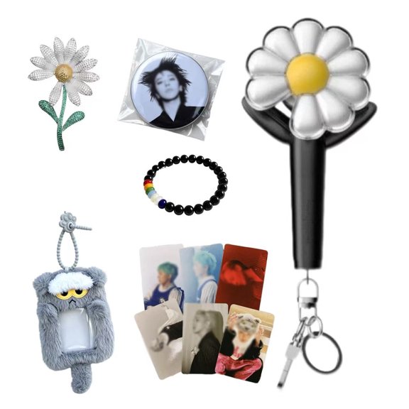 G-Dragon Gift Box Accessory Bundle, Daisy Light Keychain, Brooch, Bracelet, Cat Card Holder, Badge & Collectible Photo Cards, Birthday Christmas Gift Set