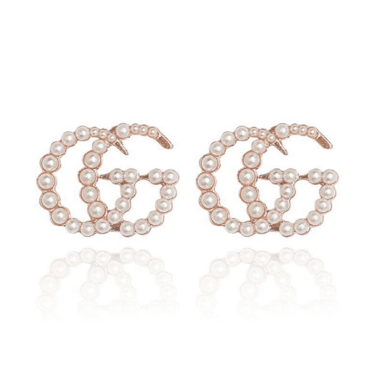 GUCCI' letter hoop earrings in gold-toned