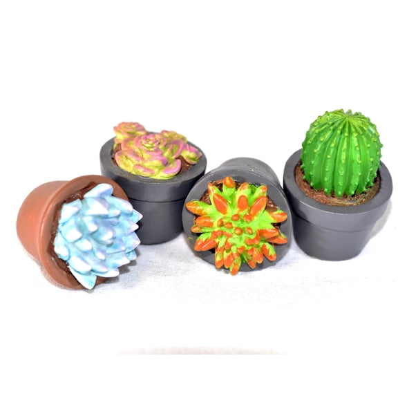 G & F Products 1.5" Miniature Artificial Succulent Plants in 1.25" Pots, Decorative Faux Succulents, 4 Count