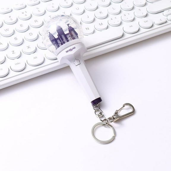 (G)I-DLE Lightstick Ver2 Keychain Kpop Mini Light Stick Pendant for Bag Adjustable Light Colour Concert NEVERLAND Gift Collection(Built-in battery)