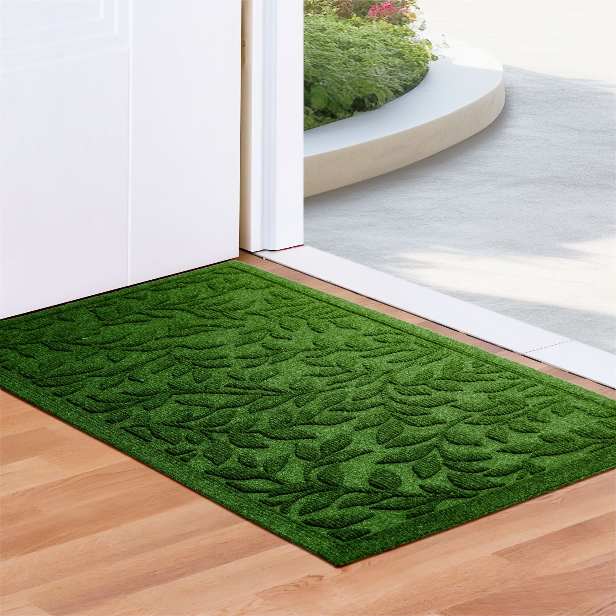 G128 23x35in Green Leaf Welcome Mat, Outdoor Front Door Rug for Entryway, Durable Doormat for Porch, Patio, or Indoor/Outdoor Use