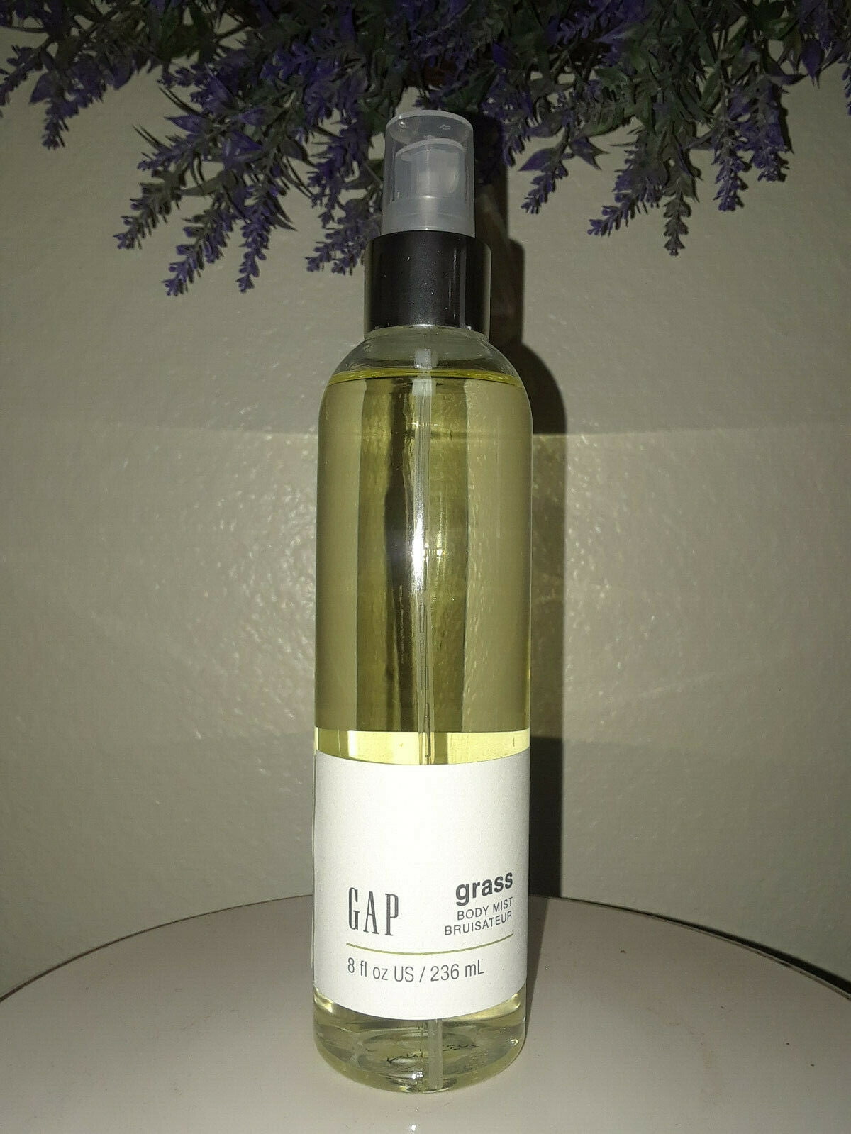 GAP GRASS BODY MIST 8 FL OZ NEW
