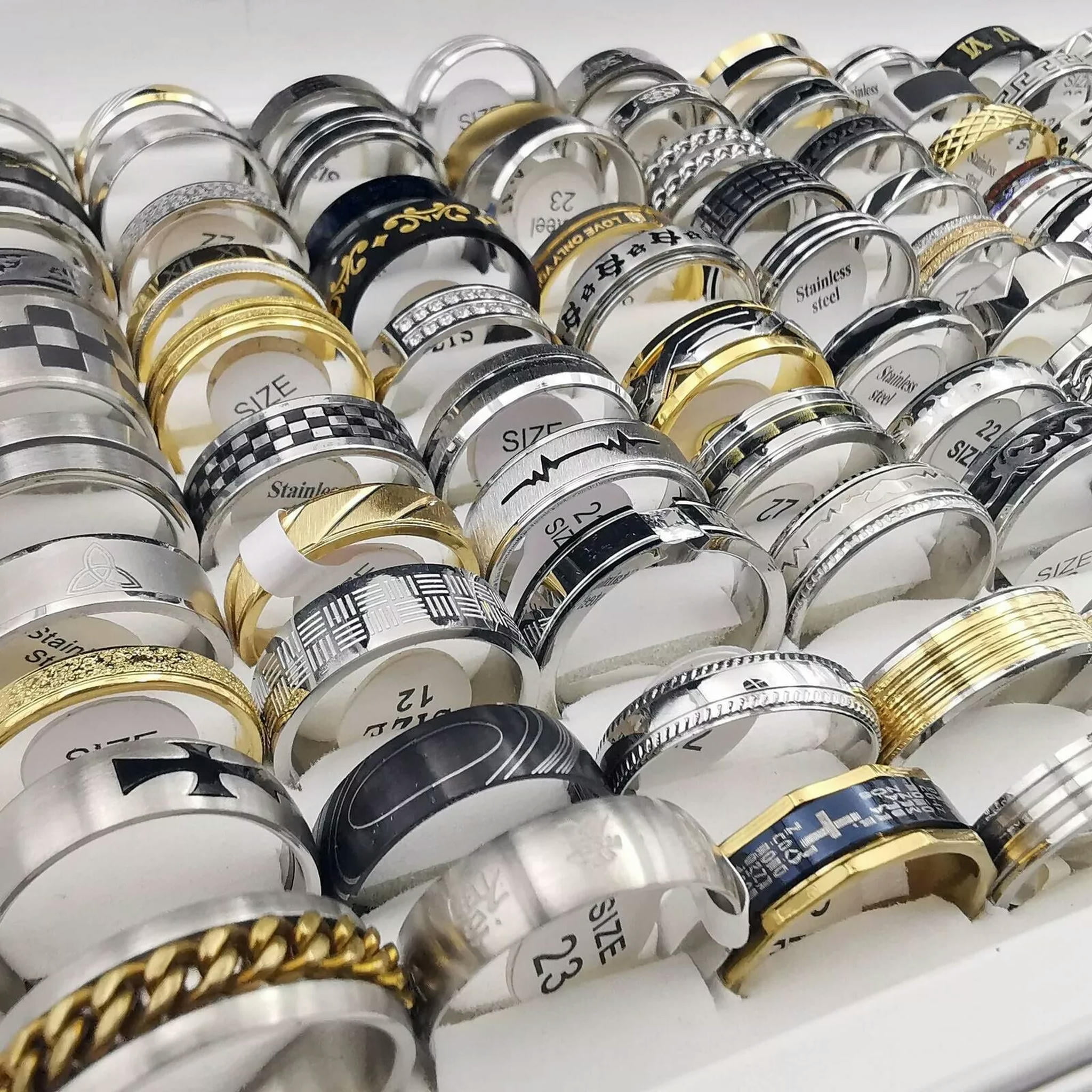 GAVONO 30pcs Stainless Steel Jewelry Wholesale Bulk Lots Mixed Boutique Mens Rings